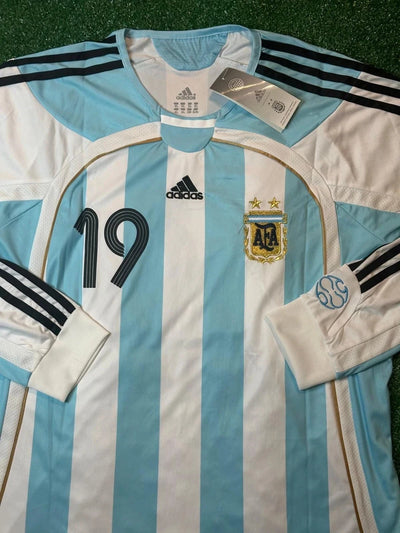2006 Lionel Messi Blue/White Argentina Jersey #19 Long Sleeve Home Shirt